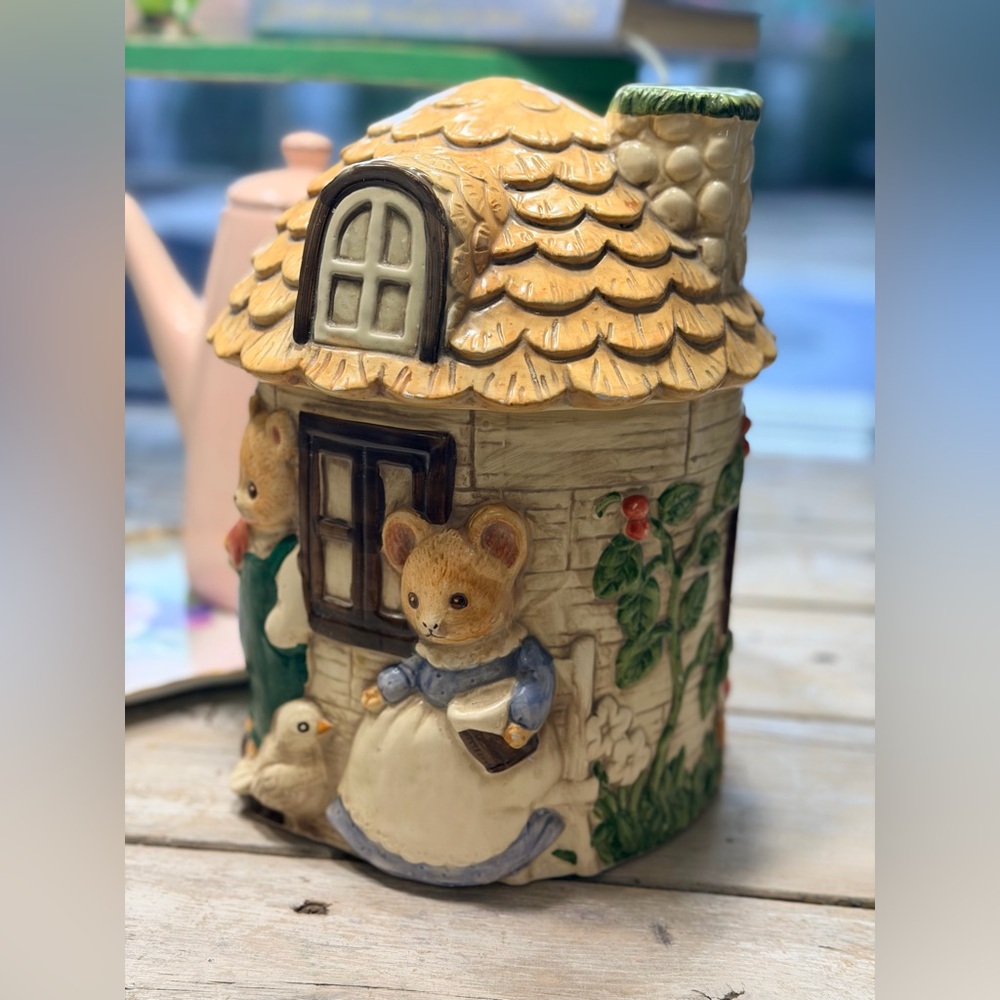 Vintage Takahashi Bunny House Cookie Jar. 10.5x7. 3D | Whimsical | Easter | 1970